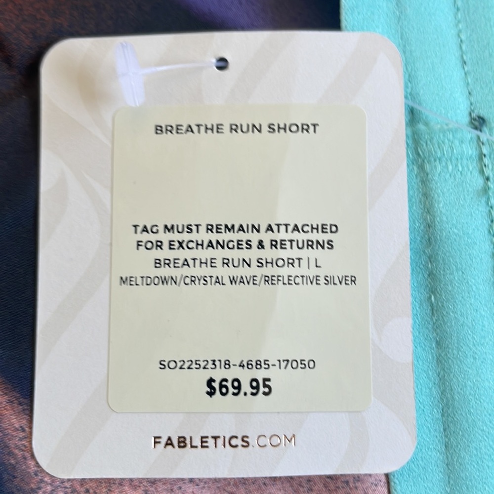 Breathe Run Short- Fabletics - Picture 9 of 9
